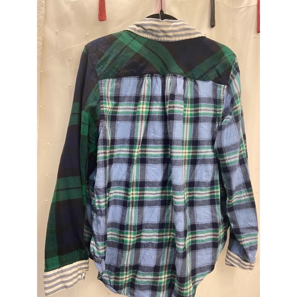 Aerie Long Sleeve Flannel Button Down in Blue and Green - Picture 3 of 8
